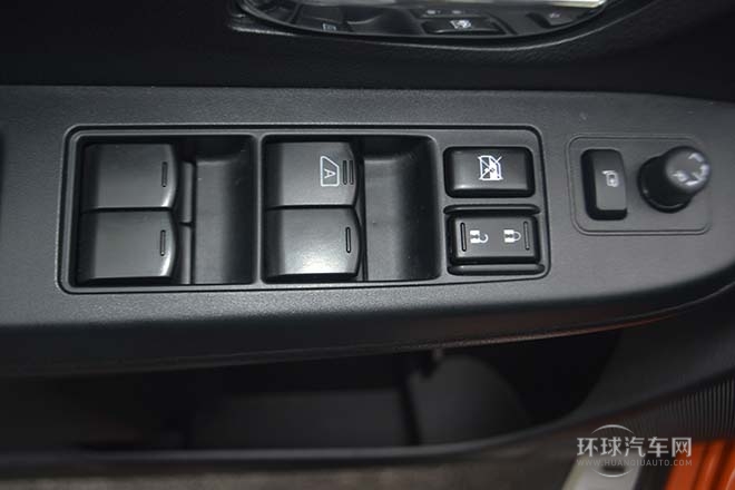 2014款2.0i舒適版