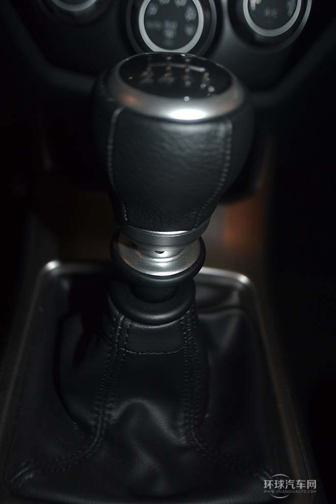 2014款2.5T WRX STI三廂