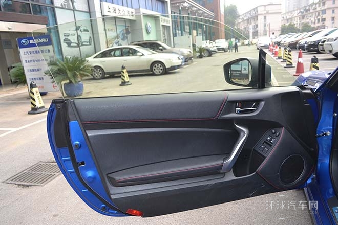 2013款自動擋基本版