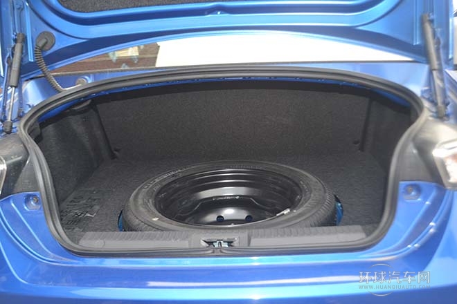 2013款自動擋基本版