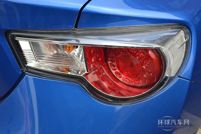 2013款自動(dòng)擋基本版