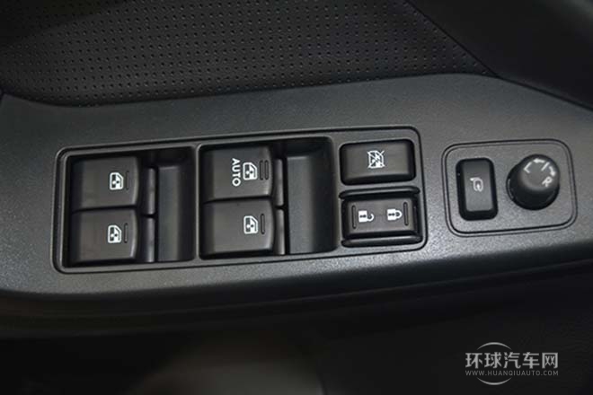 2014款2.0i自動豪華版