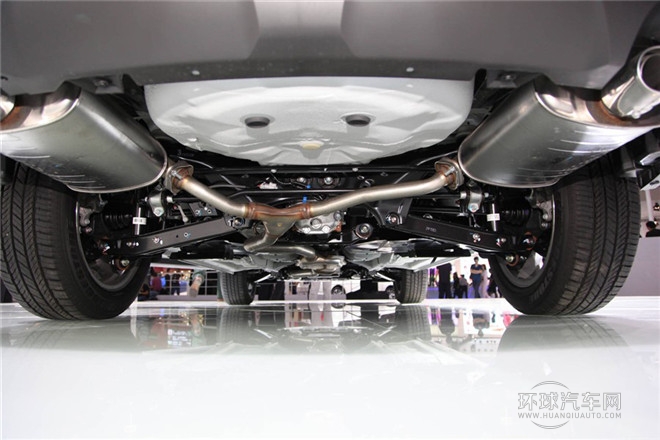 2013款 2.0i 手動豪華版