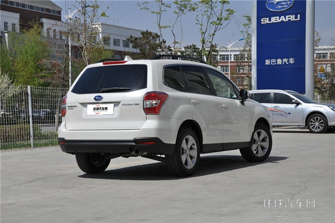 2013款 2.0i 手動(dòng)豪華版