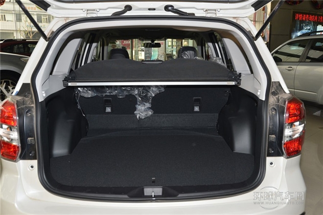 2013款 2.0i 自動舒適版