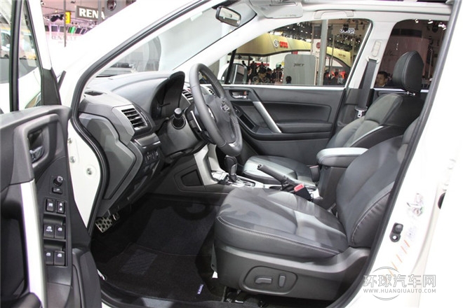 2013款 2.0i 自動舒適版