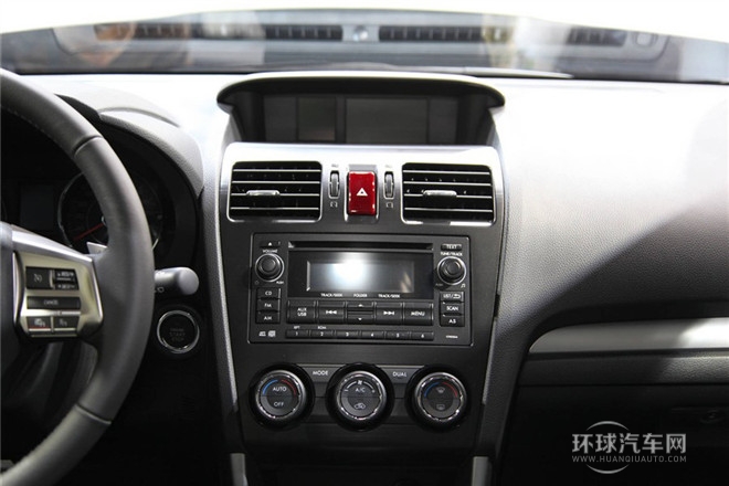 2013款 2.0i 自動舒適版