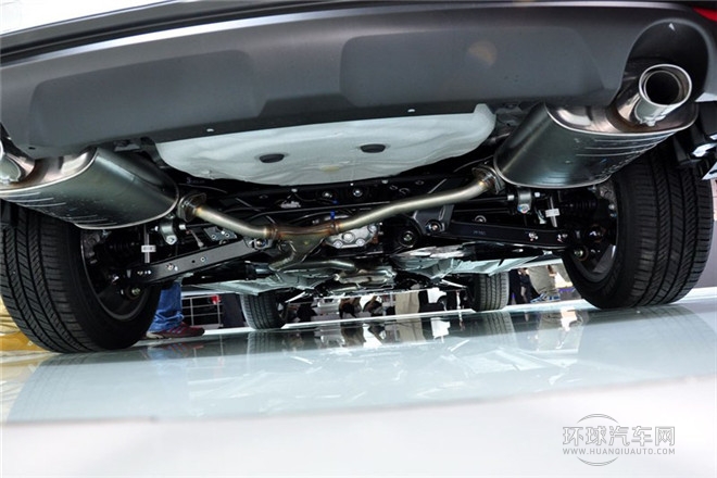 2013款 2.0T 自動尊貴導航版