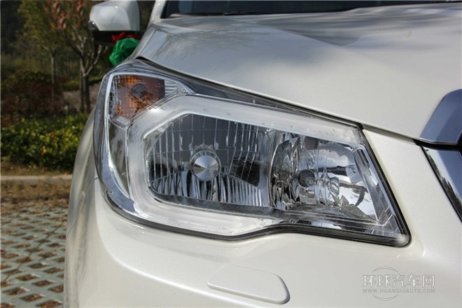 2013款 2.5i 自動豪華版