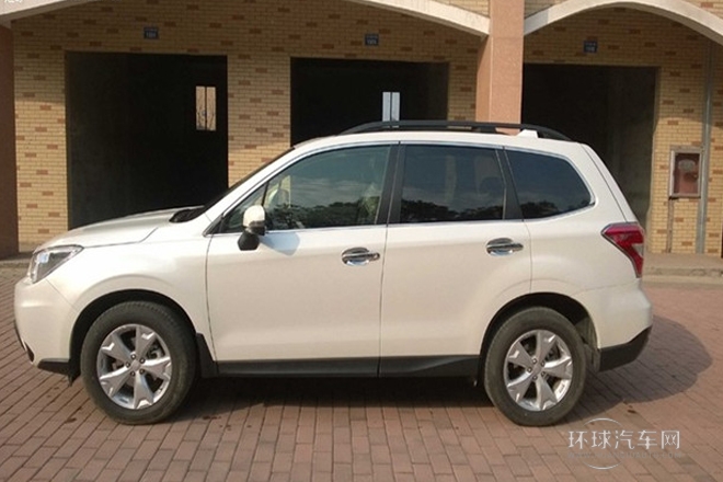 2013款 2.5i 自動豪華版