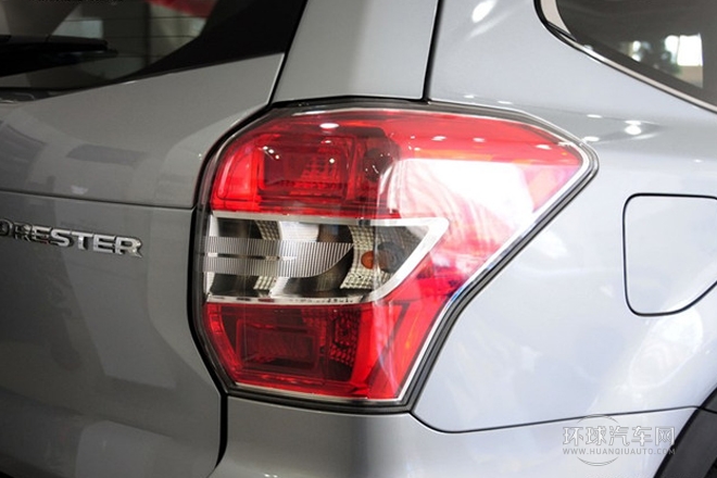 2013款 2.5i 自動豪華導航版