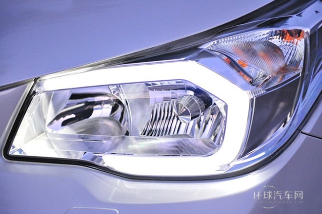 2013款 2.5i 自動(dòng)尊貴版