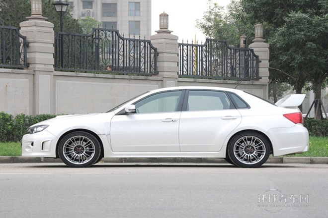 2011款 2.5T STI三廂
