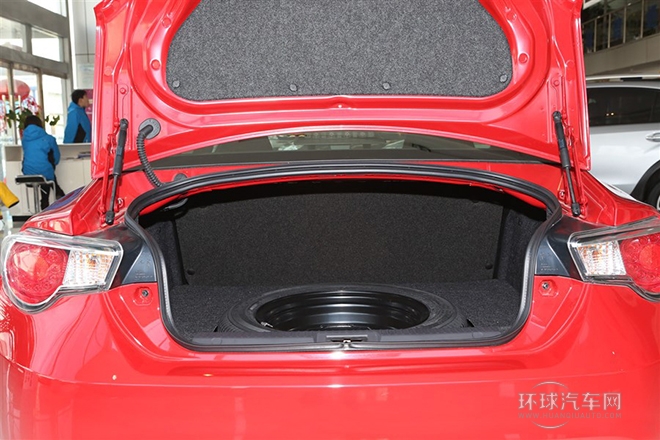 2013款 手動擋基本款