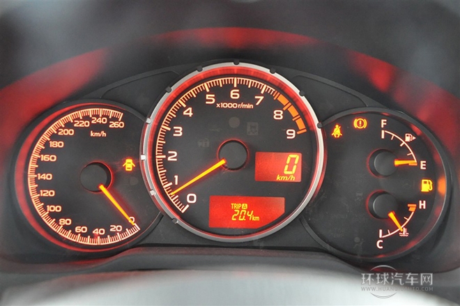 2013款 手動擋基本款