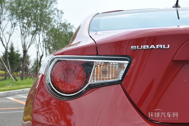 2013款 手動(dòng)擋基本款