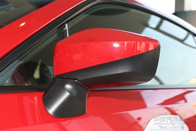 2013款 手動擋基本款