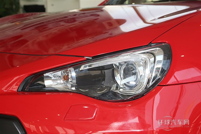 2013款 手動擋基本款