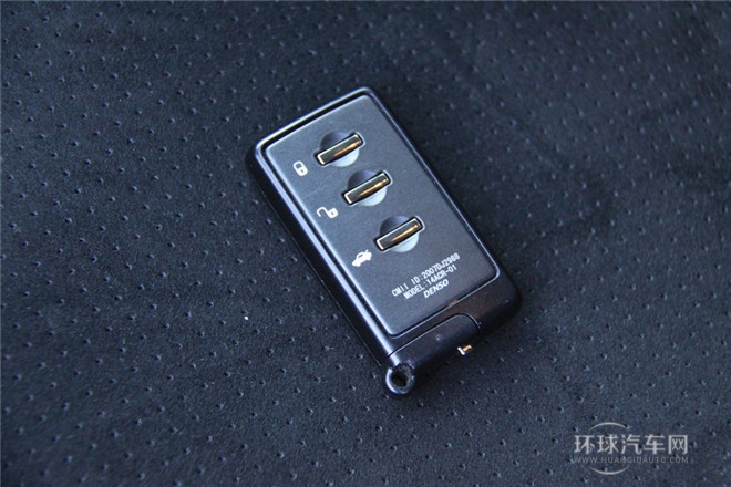 2011款 2.5T WRX STI三廂