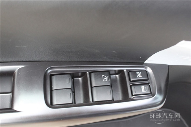 2012款 2.5T WRX STI三廂