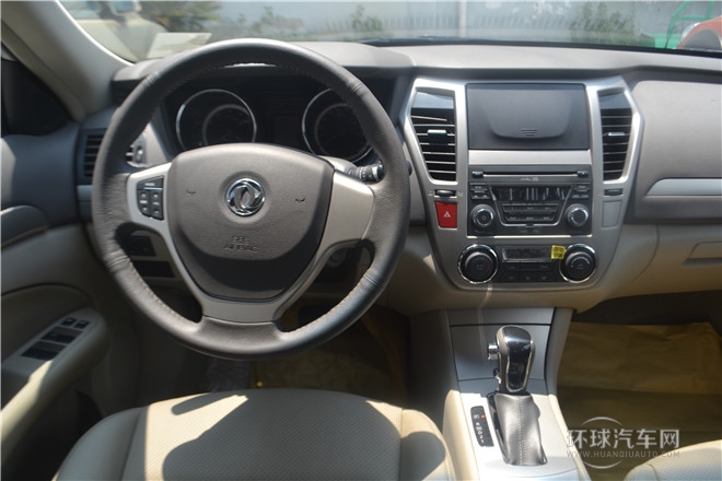 2014款1.6L自動尊貴型