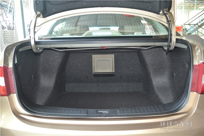 2014款1.6L手動豪華版