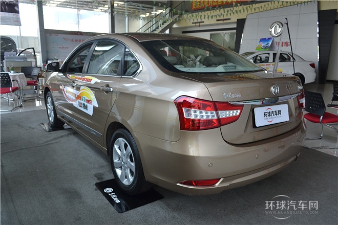 2014款1.6L手動豪華版