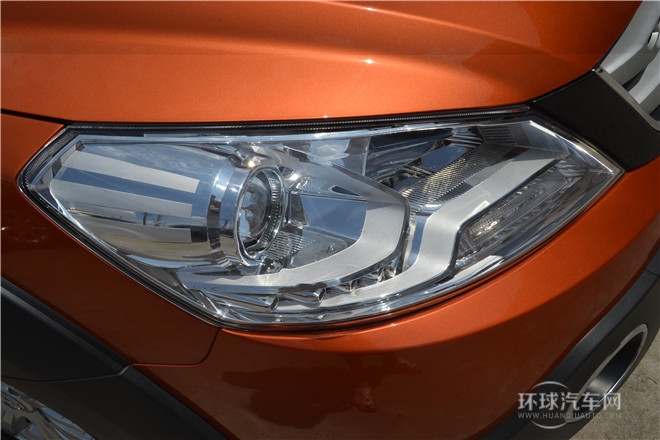 2014款Cross1.5L自動尊逸型