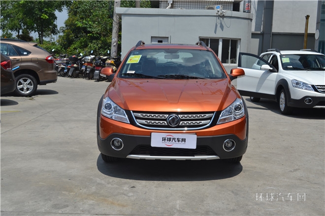 2014款Cross1.5L自動尊逸型