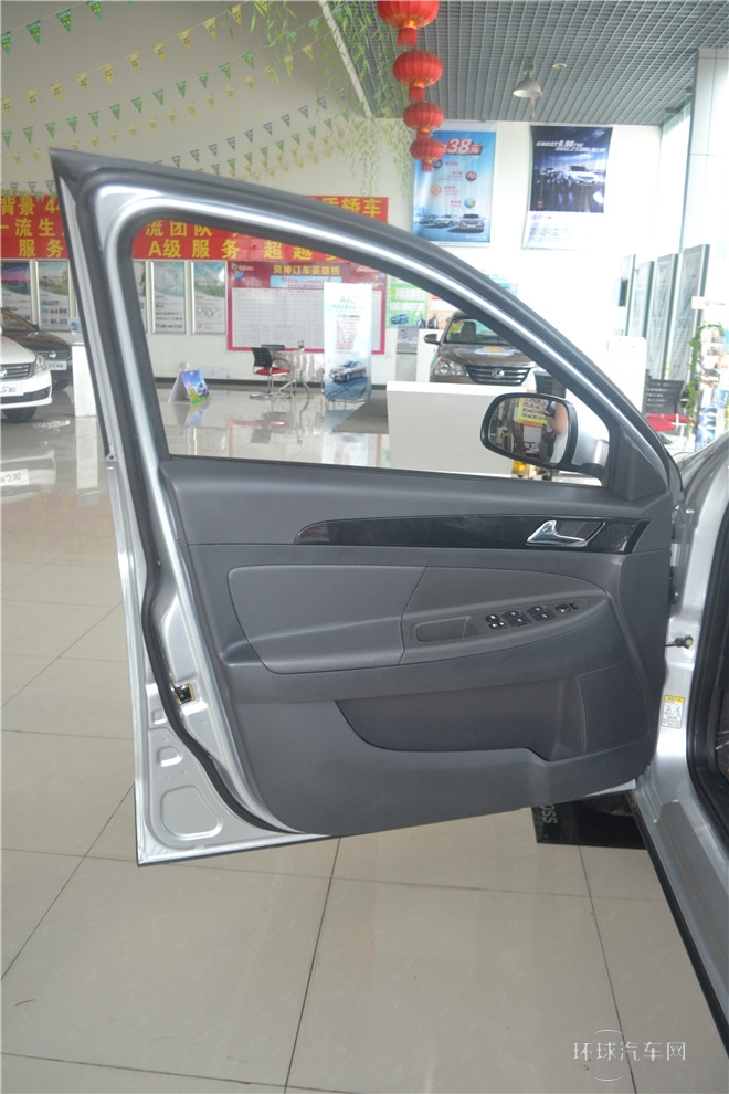 風神 H30 Cross 1.6L 手動尊尚型