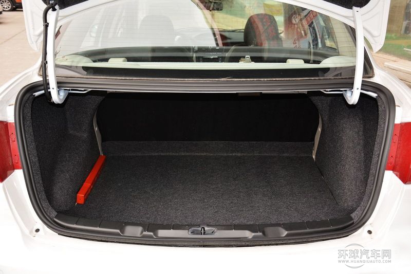 2014款 1.5L 手動尊雅型