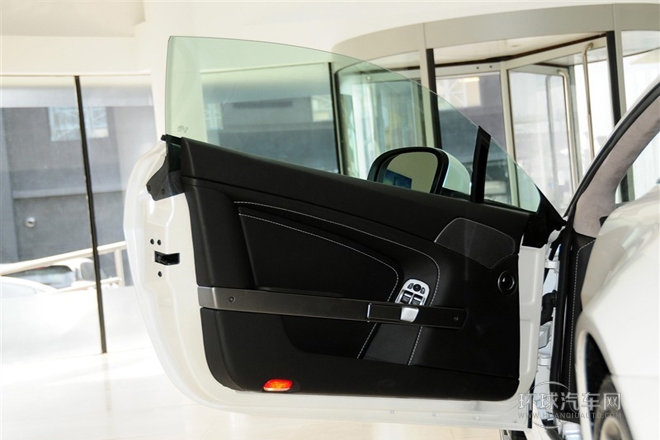 2011款 4.7 Sportshift Coupe