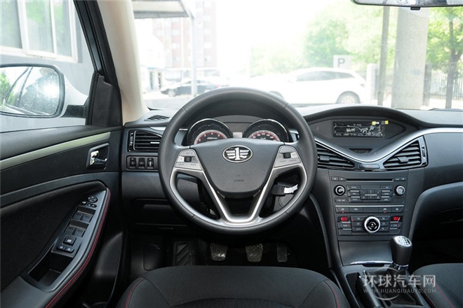 2014款 2.0L 手動舒適型