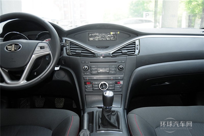 2014款 2.0L 手動舒適型