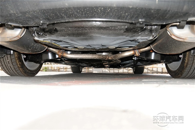 2014款 2.0L 手動舒適型