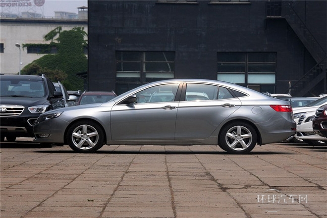 2014款 2.0L 自動舒適型