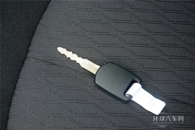 2014款 2.0L 自動舒適型