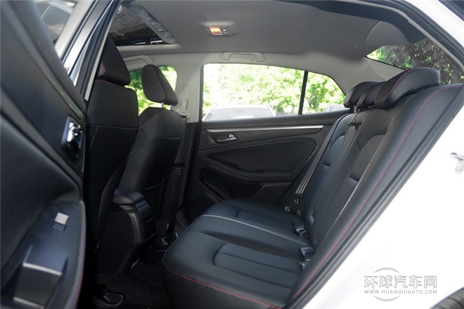 2014款 2.0L 手動豪華型