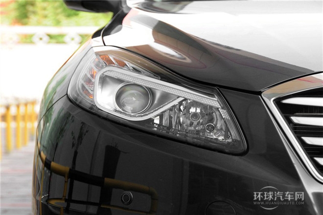 2014款 2.0L 自動豪華型