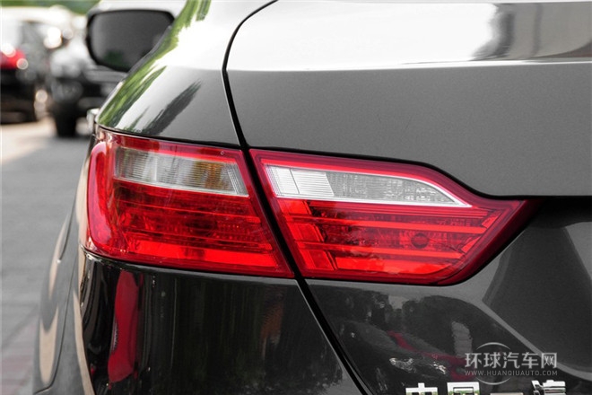 2014款 2.0L 自動(dòng)豪華型