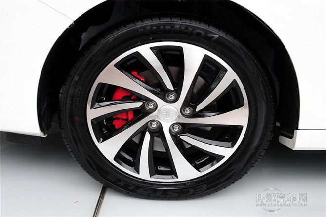 2014款 1.8T 自動運(yùn)動豪華型