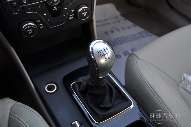 2013款 1.6L MT舒適型