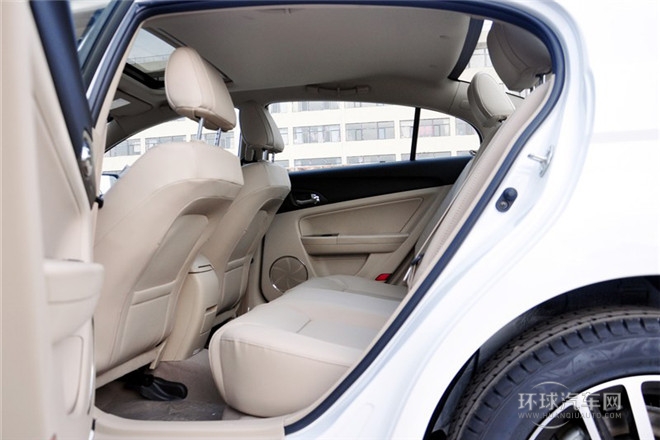 2013款 1.6L MT尊貴型