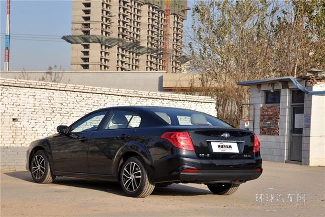 2013款 1.6L AT豪華型