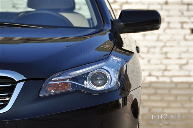 2013款 1.6L AT豪華型