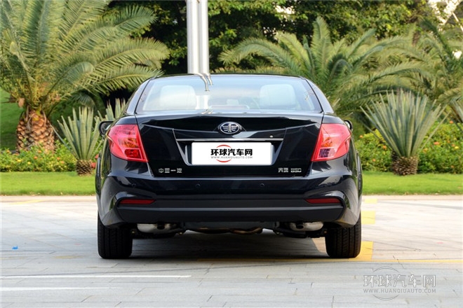 2013款 1.8L AT尊貴型