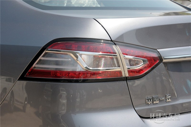 2014款 1.8T 自動(dòng)舒適型