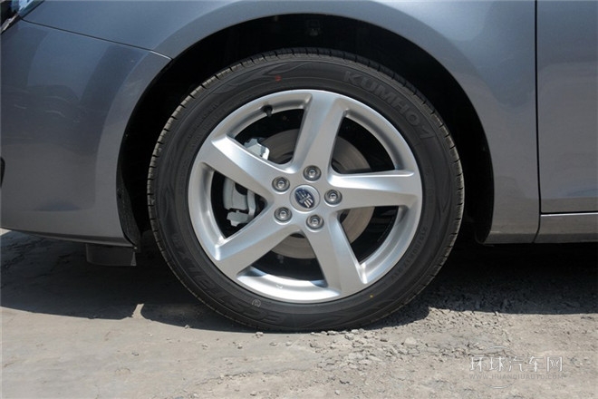 2014款 1.8T 自動舒適型