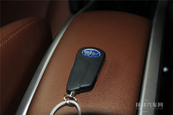 2014款 1.8T 自動豪華型