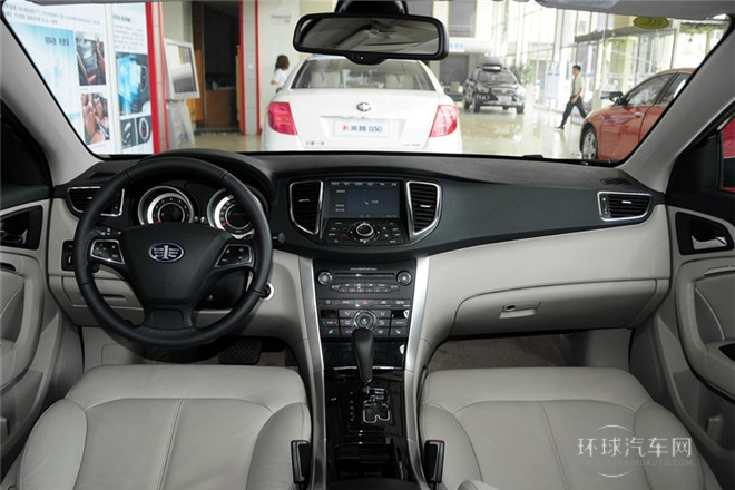 2014款 1.8T 自動尊貴型